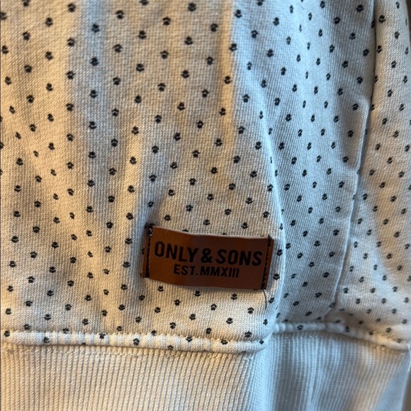 Only & Sons Men's Cream Print Sweater - Picture 4 of 6